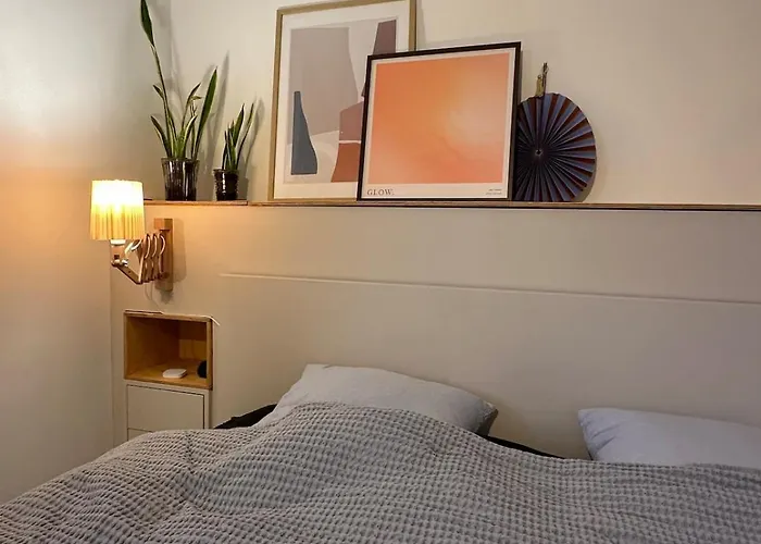 Spacious, Bright And - 5 Min To And Metro Copenhagen