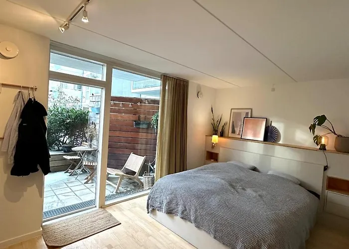 Spacious, Bright And - 5 Min To And Metro * Copenhagen